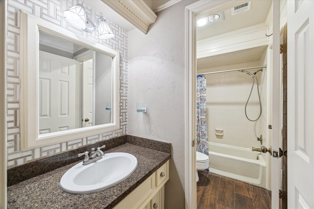 5307 Sycamore Villas Drive, Kingwood, Texas image 26