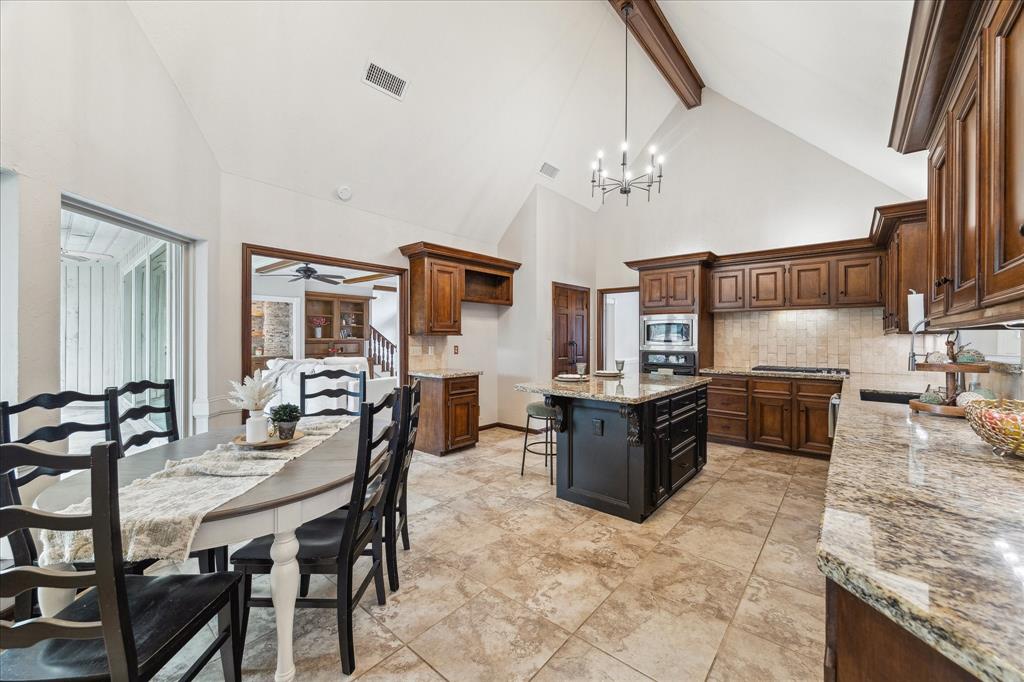 5307 Sycamore Villas Drive, Kingwood, Texas image 10