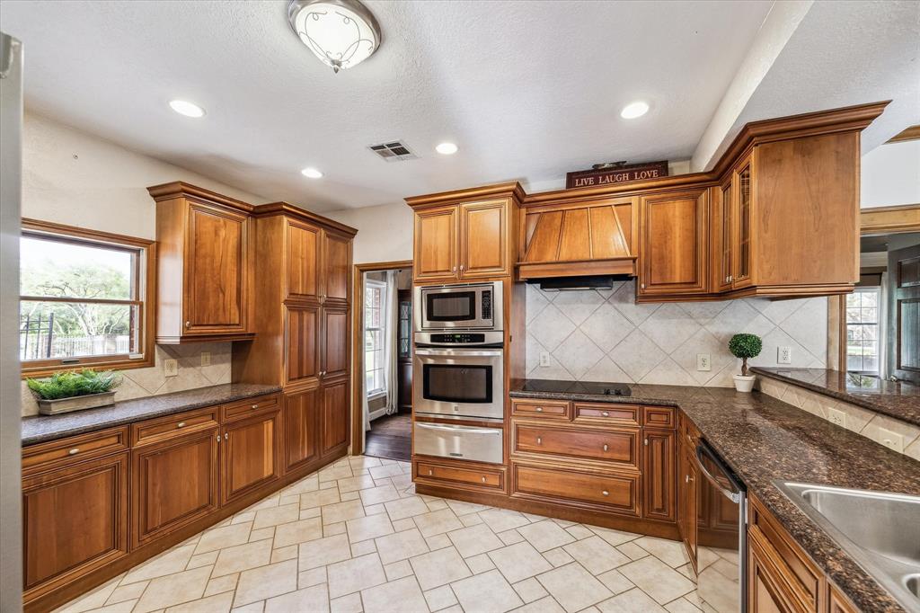 6611 Riva Ridge Drive, Richmond, Texas image 20