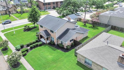 346 Ballantrae Lane Houston TX 77015