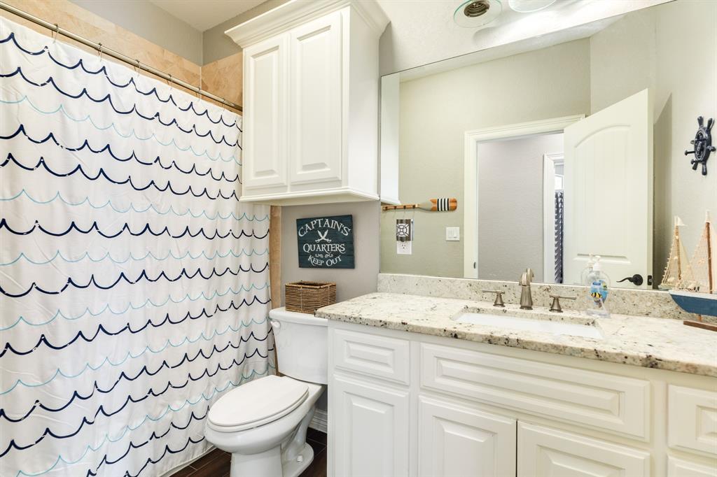 738 Stallion Circle, Angleton, Texas image 35