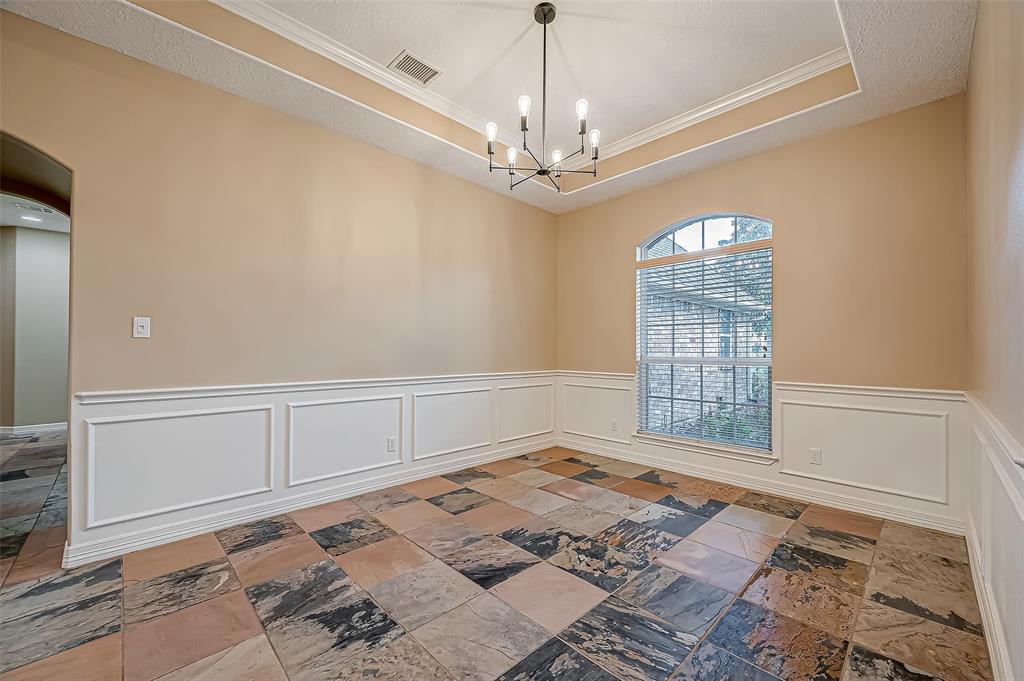 Montgomery, Texas 77356, United States, 4 Bedrooms Bedrooms, ,5 BathroomsBathrooms,Residential,Pending,40345