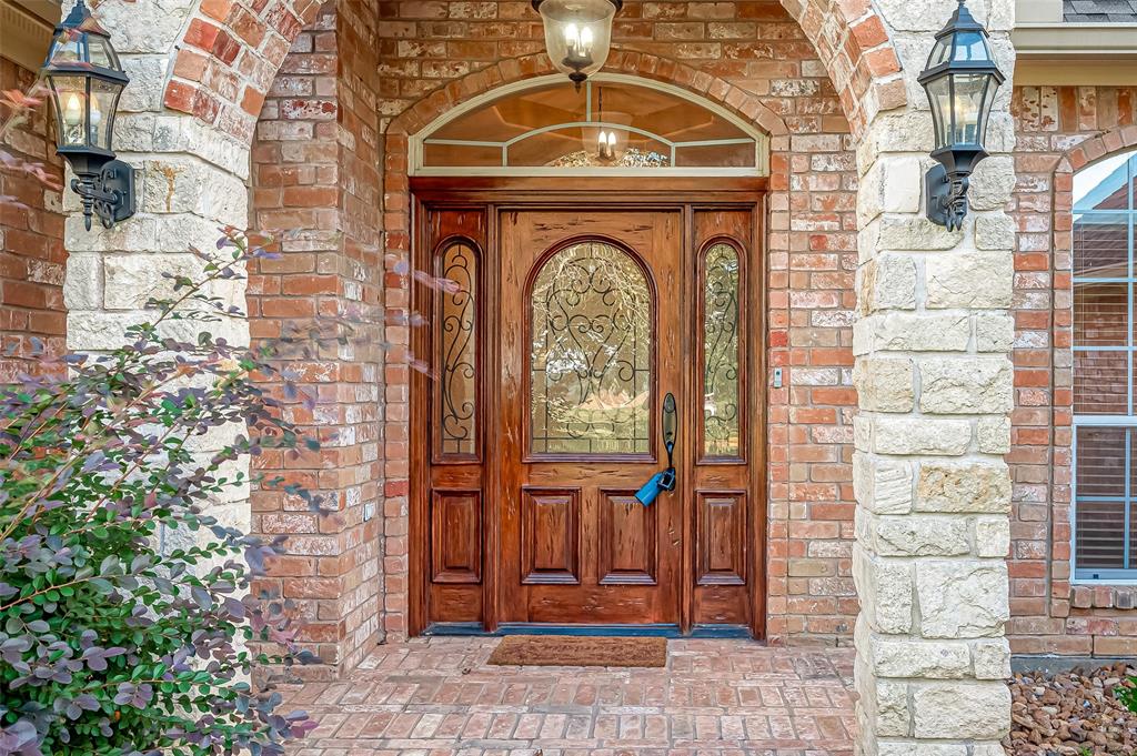 Montgomery, Texas 77356, United States, 4 Bedrooms Bedrooms, ,5 BathroomsBathrooms,Residential,Pending,40345