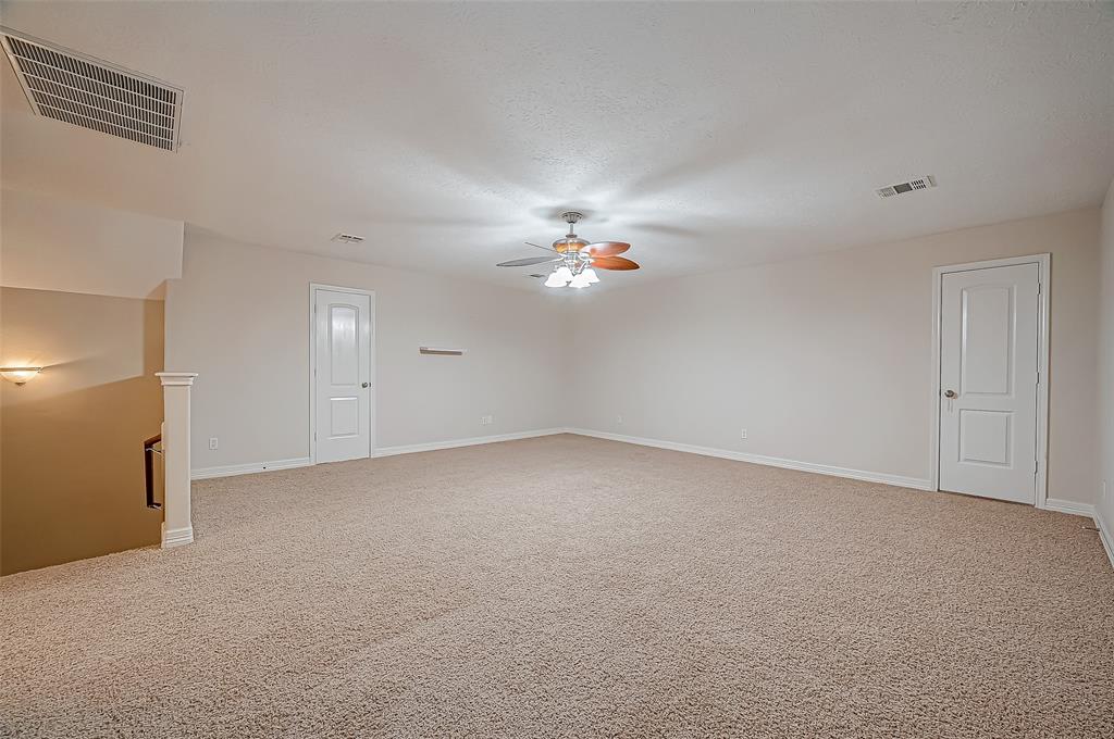 Montgomery, Texas 77356, United States, 4 Bedrooms Bedrooms, ,5 BathroomsBathrooms,Residential,Pending,40345