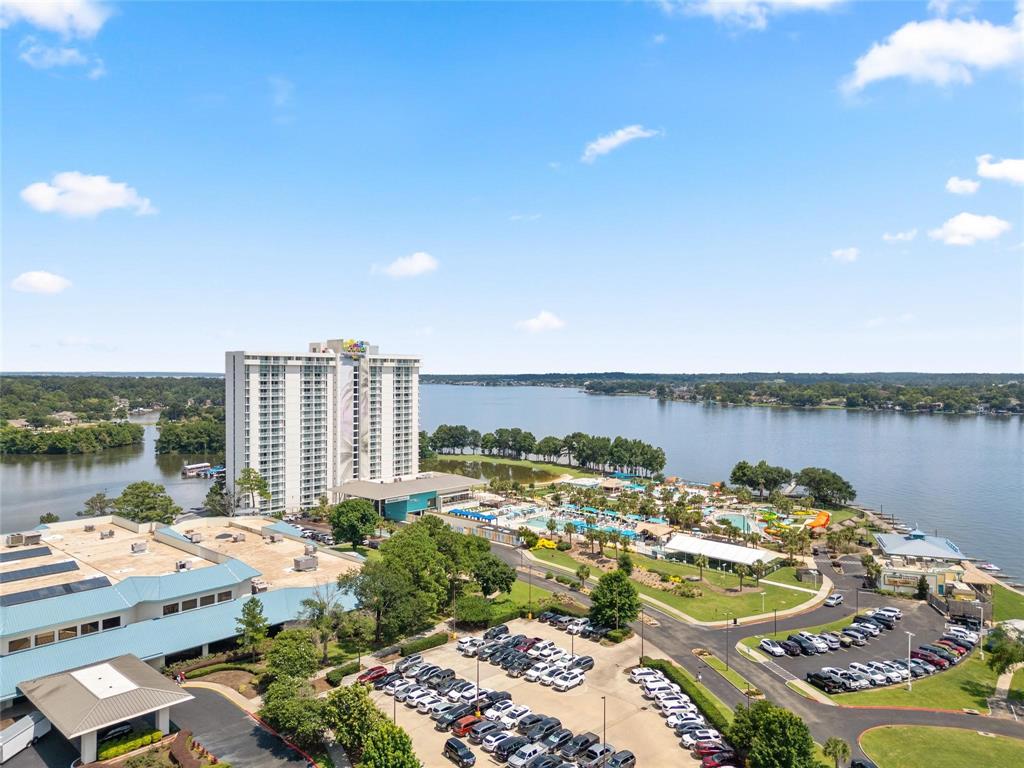 Montgomery, Texas 77356, United States, 4 Bedrooms Bedrooms, ,5 BathroomsBathrooms,Residential,Pending,40345