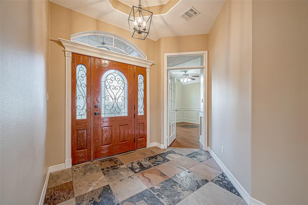 Montgomery, Texas 77356, United States, 4 Bedrooms Bedrooms, ,5 BathroomsBathrooms,Residential,Pending,40345