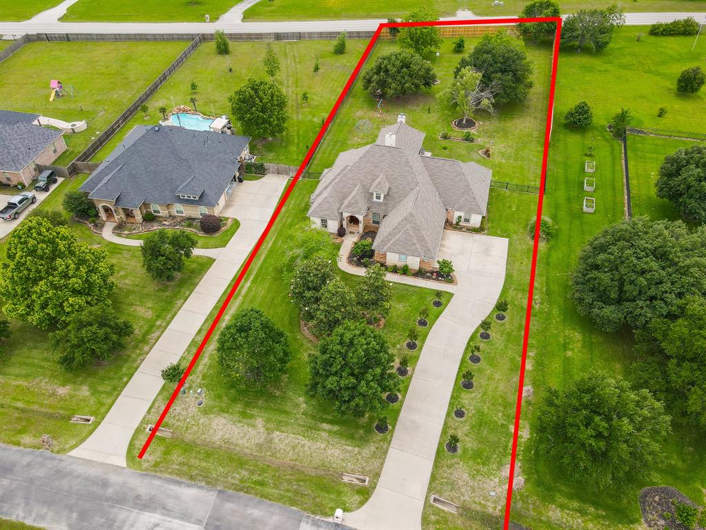 Montgomery, Texas 77356, United States, 4 Bedrooms Bedrooms, ,5 BathroomsBathrooms,Residential,Pending,40345