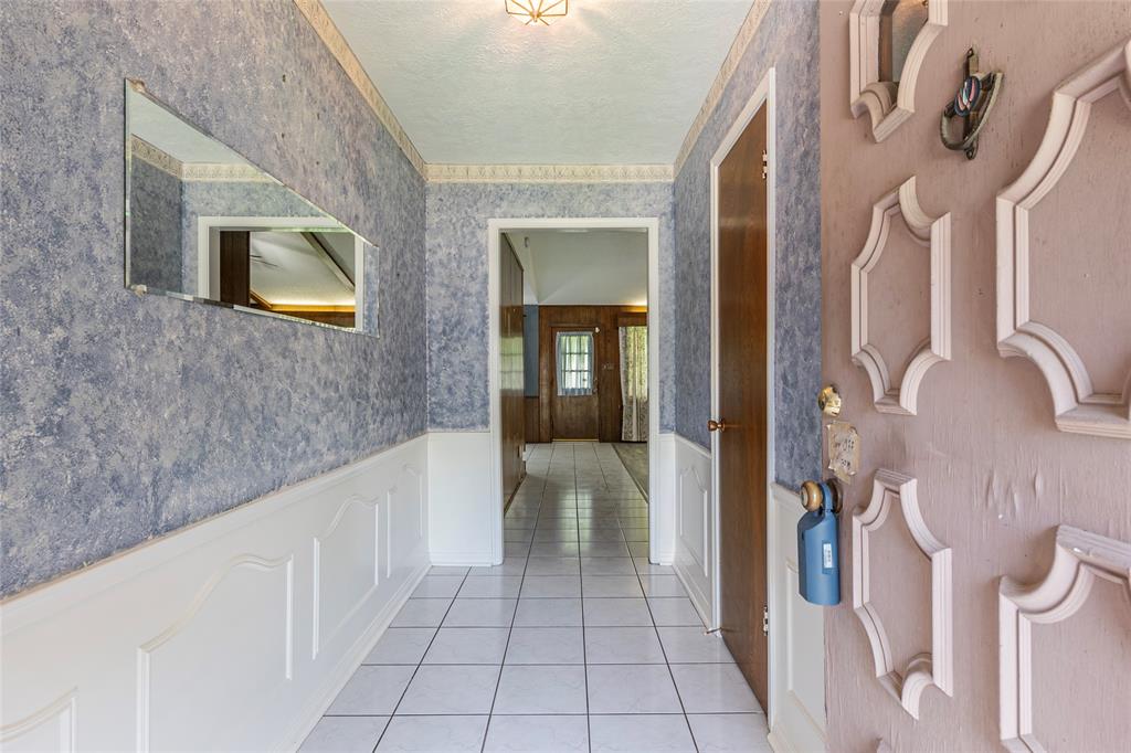 607 S Heather Lane, Friendswood, Texas image 7