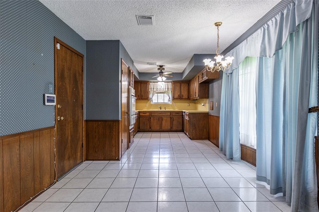 607 S Heather Lane, Friendswood, Texas image 15
