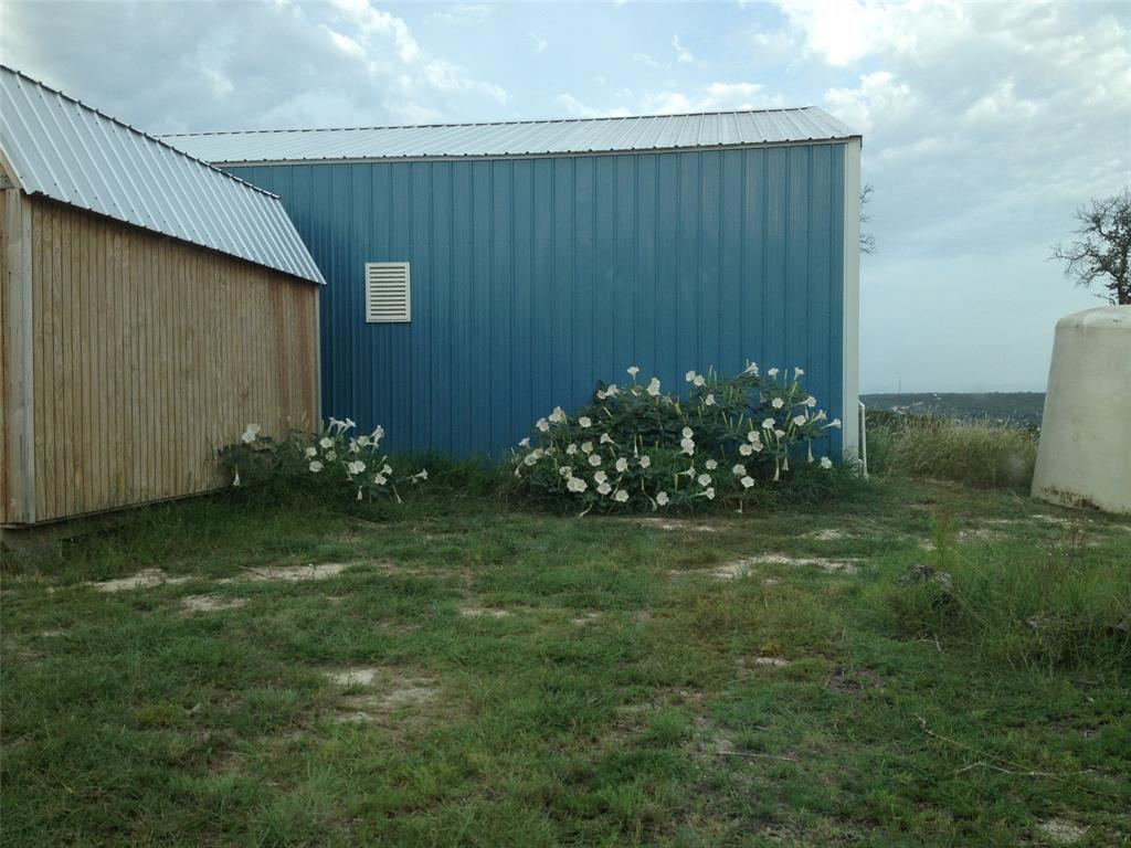841 Private Road 4201, Cranfills Gap, Texas image 2