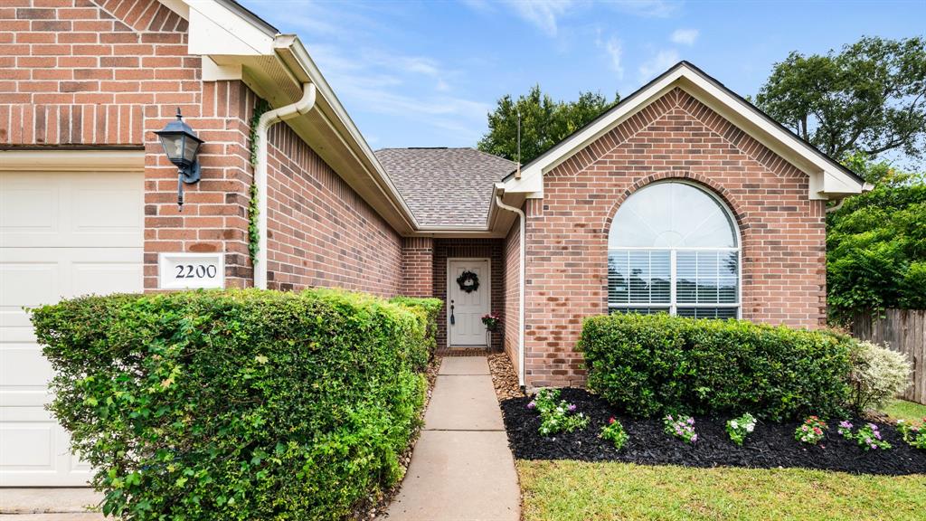 2200 Jefferson Crossing