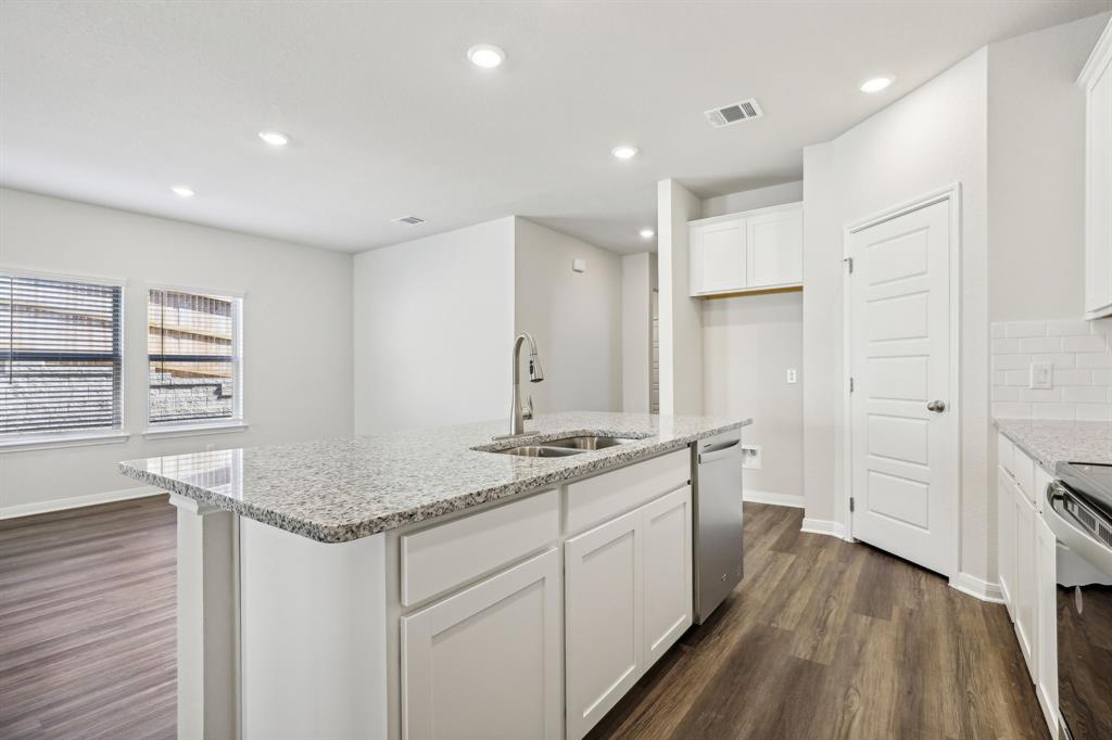 17933 Stone Terrace Court, Montgomery, Texas image 3