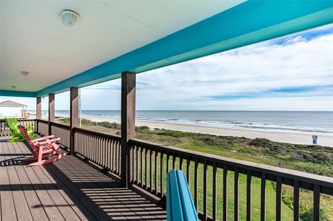 A home in Crystal Beach