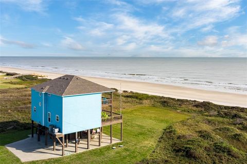 A home in Crystal Beach