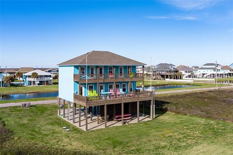 A home in Crystal Beach