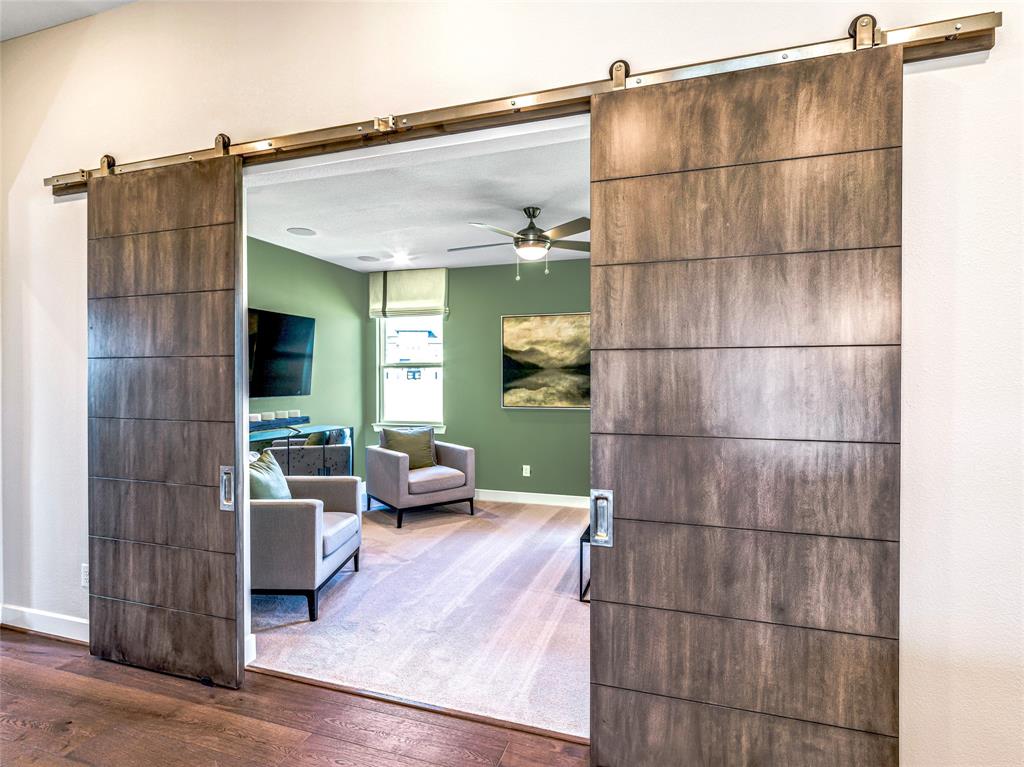 1669 Birch Lake Bend, Friendswood, Texas image 9