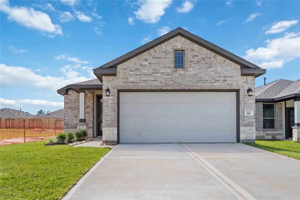 1099 Bluebonnet Trails, Bellville, Texas image 1