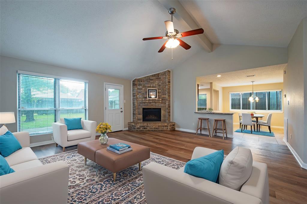 13418 Natasha Lane, Houston, Texas image 3