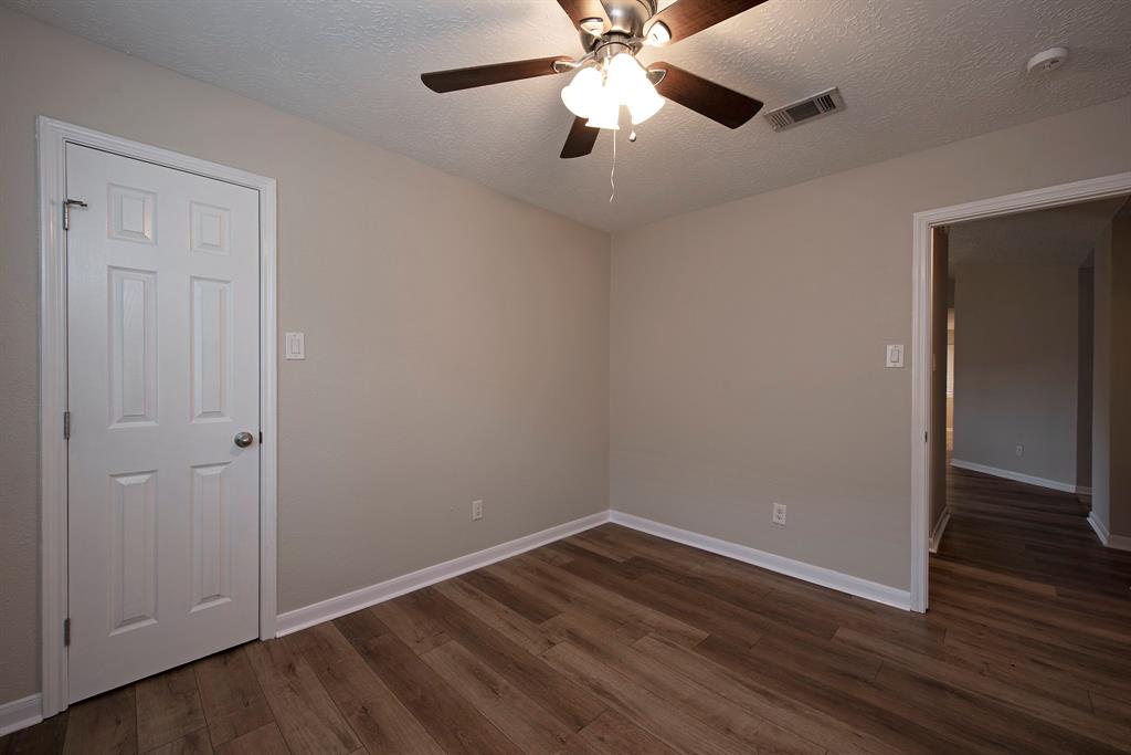 13418 Natasha Lane, Houston, Texas image 29