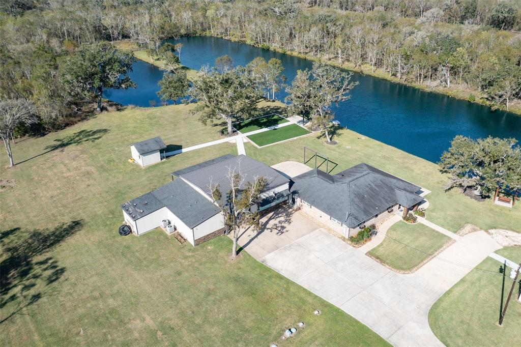 3006 Fm 521 Road