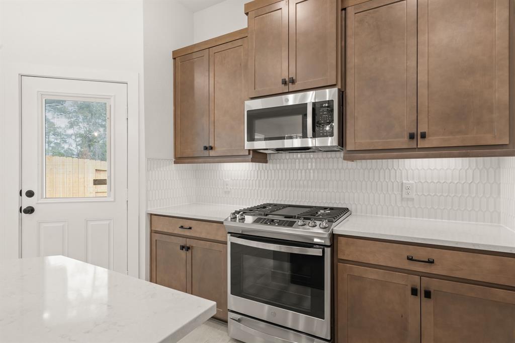 556 Red Cascade Trail