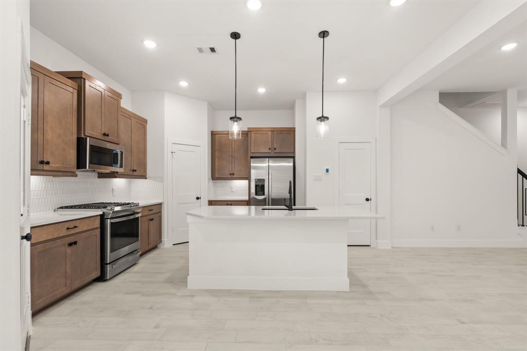 556 Red Cascade Trail
