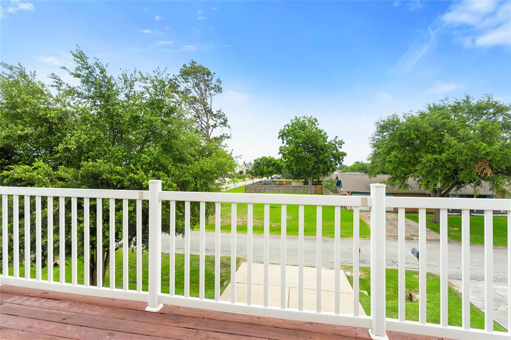 3802 Barracuda Lane, La Porte, Texas image 14