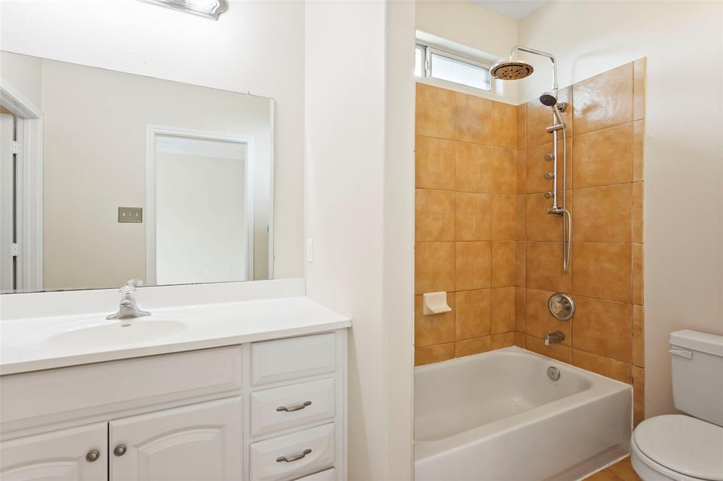 3802 Barracuda Lane, La Porte, Texas image 12