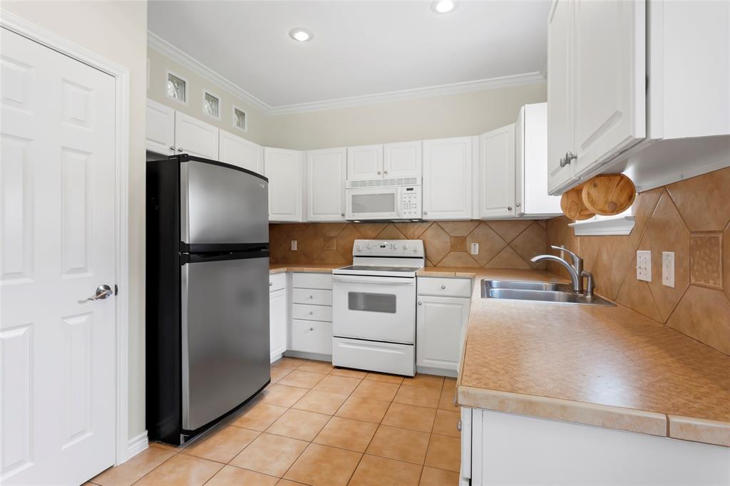 3802 Barracuda Lane, La Porte, Texas image 7