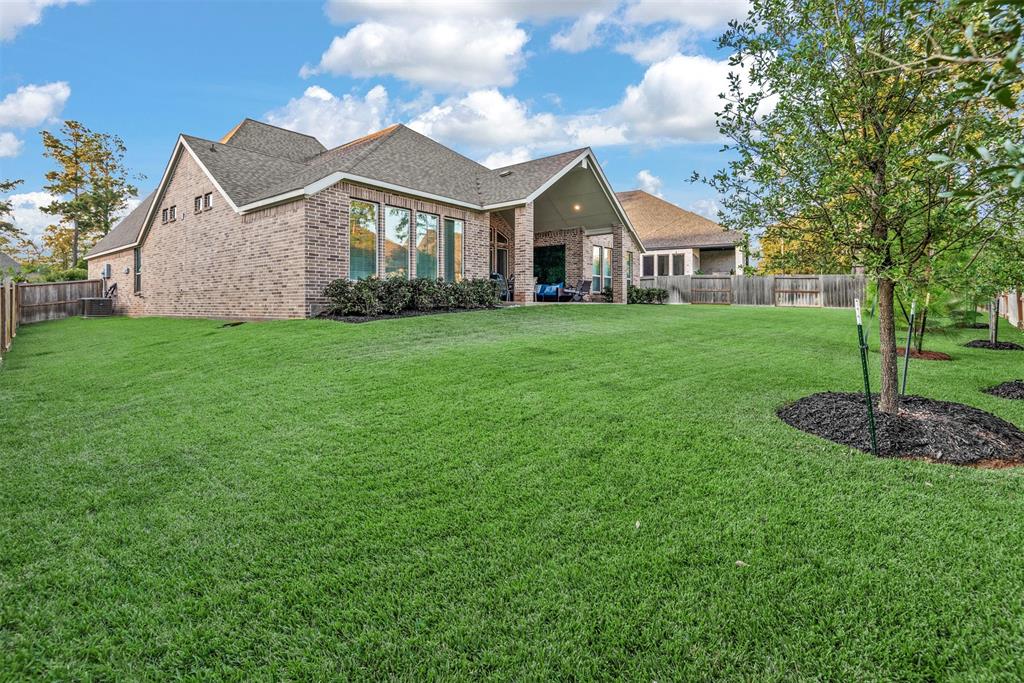 206 Calm Savanna Court, Conroe, Texas image 39