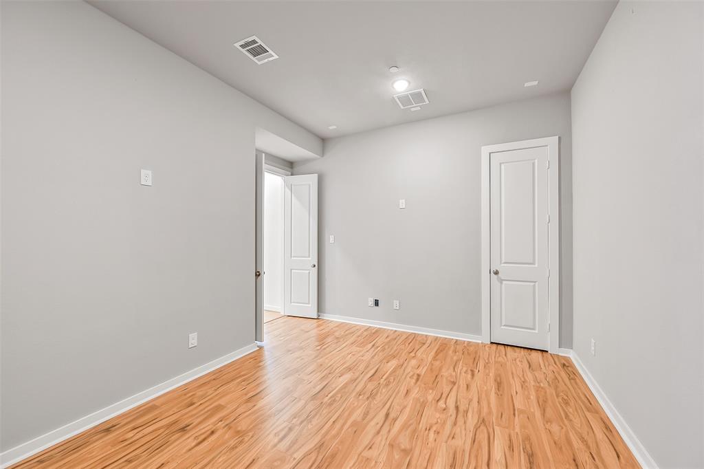 510 Rita Blanca Drive, Webster, Texas image 15