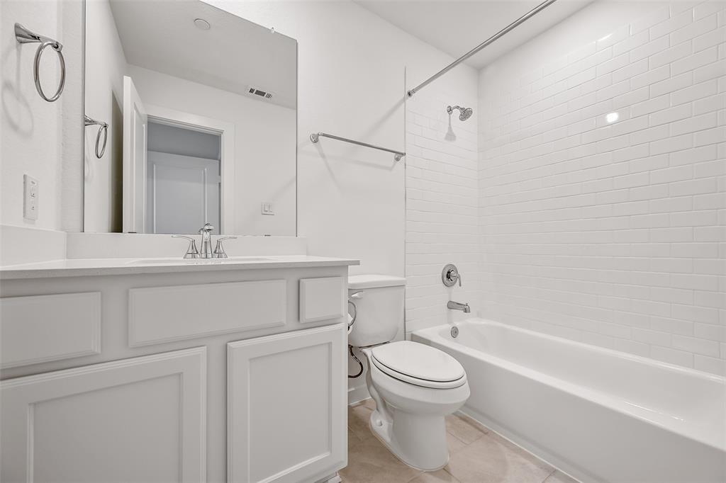 510 Rita Blanca Drive, Webster, Texas image 34