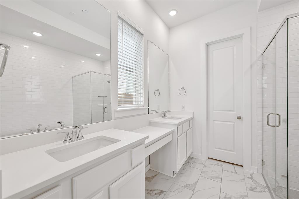 510 Rita Blanca Drive, Webster, Texas image 20