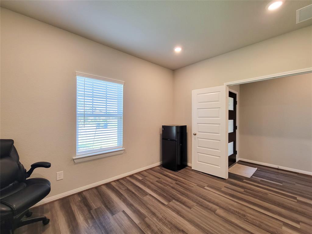 2211 E Winding Pines Drive, Tomball, Texas image 21