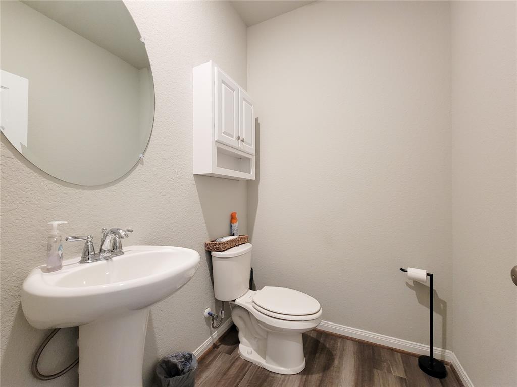 2211 E Winding Pines Drive, Tomball, Texas image 24