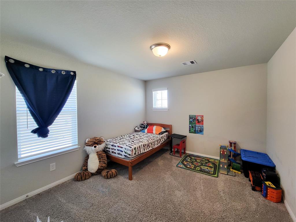 2211 E Winding Pines Drive, Tomball, Texas image 31