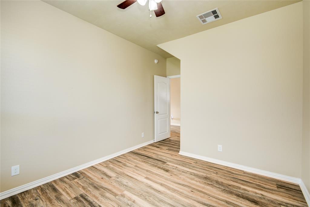 103 Long Meadow Court, Clute, Texas image 22