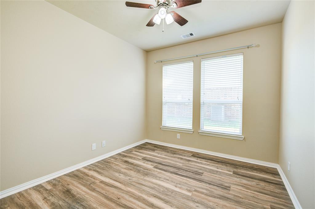 103 Long Meadow Court, Clute, Texas image 21