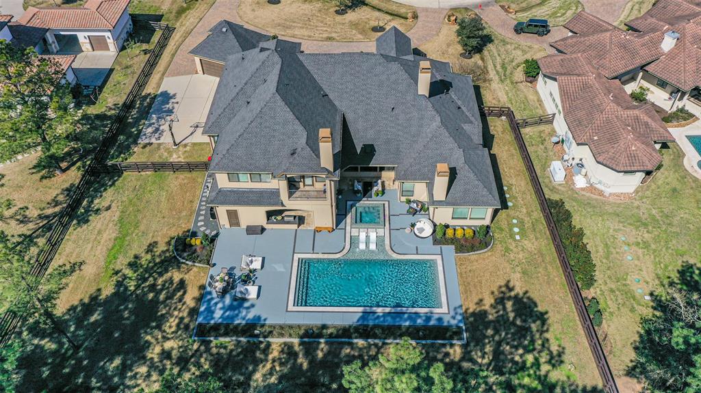 28 Royal King Road, Tomball, Texas image 4