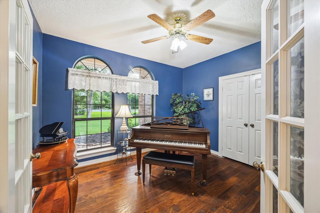 22914 Three Pines Drive, Hockley, Texas image 7