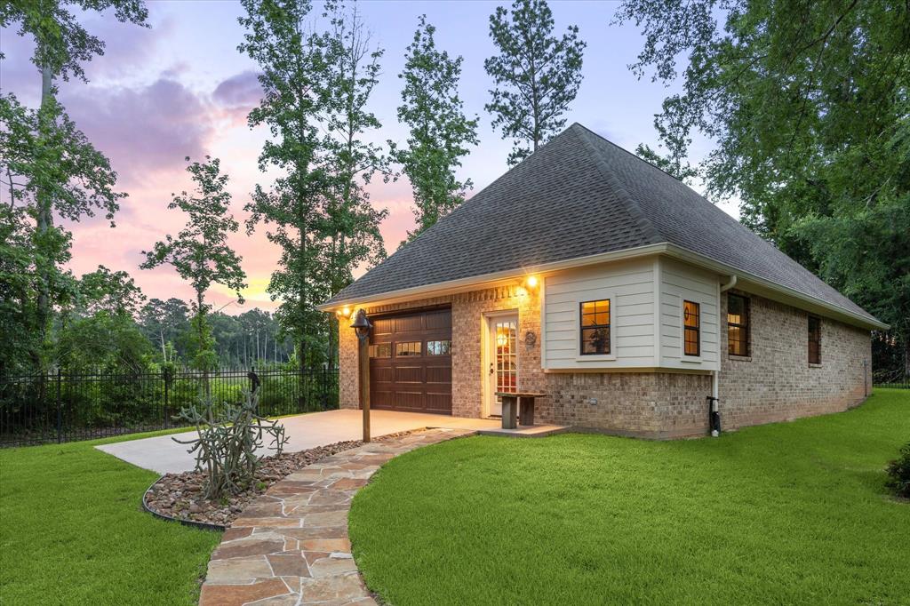 22914 Three Pines Drive, Hockley, Texas image 29