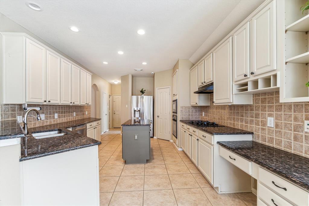 1519 Brookstone Lane Ln, Sugar Land, Texas image 7