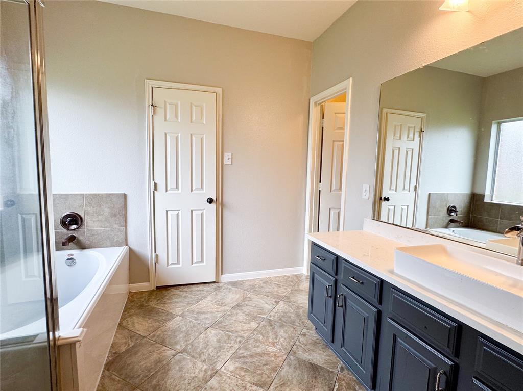 25106 Summer Walk Lane, Katy, Texas image 12