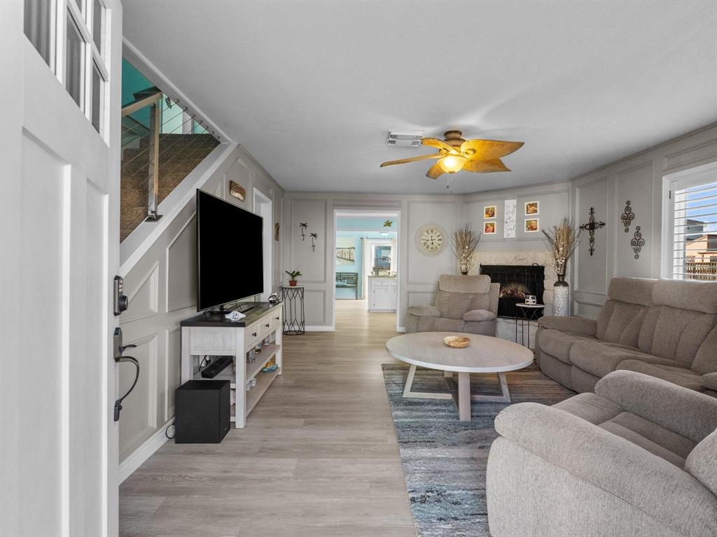 1210 Island Drive