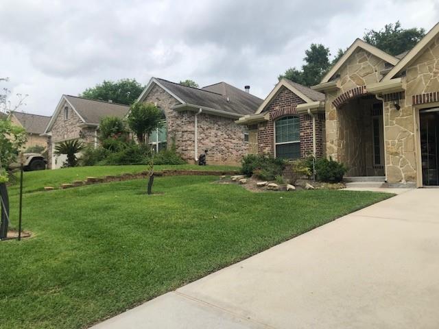 3733 Whisper Walk Walk, Montgomery, Texas image 3