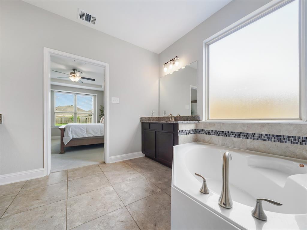 24618 Ballad Drive, Katy, Texas image 20