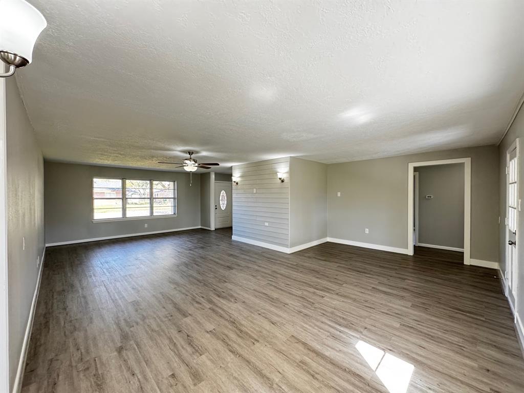 2005 Olive Street, Baytown, Texas image 17