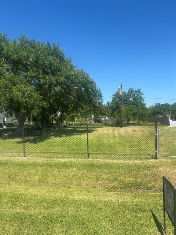 3 Ks, San Leon, Texas image 4