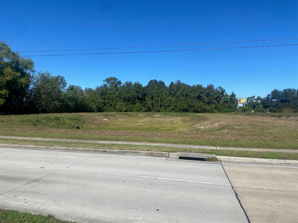 00 Fallbrook Drive, Houston, Texas image 4