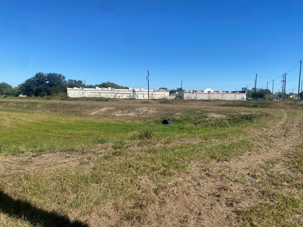 00 Fallbrook Drive, Houston, Texas image 6